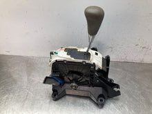 Load image into Gallery viewer, Floor Shifter Toyota Avalon 2006 - NW360296