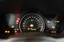 Load image into Gallery viewer, SPEEDOMETER CLUSTER Kia Sedona 2014 14 2011 11 2012 12 - NW160730