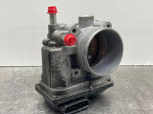 Load image into Gallery viewer, THROTTLE BODY Jaguar S Type 2006 06 2007 07 2008 08 - NW360953