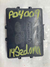 Load image into Gallery viewer, SUSPENSION CONTROL MODULE COMPUTER Azera Santa Fe Veracruz Sedona 10-14 - NW33360