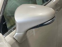 Load image into Gallery viewer, Side View Door Mirror LEXUS ES300H 2015 - NW533628