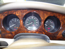 Load image into Gallery viewer, SPEEDOMETER CLUSTER Jaguar XJ8 XK8 1998 98 1999 99 - NW160690