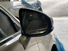 Load image into Gallery viewer, SIDE VIEW DOOR MIRROR Lexus ES300H ES350 13 14 15 16 17 18 Right - NW532893