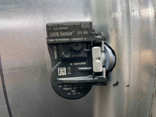 Load image into Gallery viewer, WHEEL RIM Rav4 09 10 11 12 17x7 ALLOY 17x7, 5 lug, 115mm - NW535668
