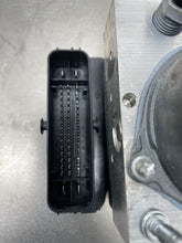 Load image into Gallery viewer, ABS ANTI-LOCK BRAKE PUMP 2017 17 - NW361475