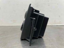 Load image into Gallery viewer, Temperature Controls Chrysler Pacifica 2006 - NW533848