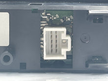Load image into Gallery viewer, INFO-GPS SCREEN Mazda 6 2006 06 2007 07 2008 08 - NW105552