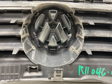 Load image into Gallery viewer, GRILL VW Passat 2001 01 2002 02 2003 03 2004 04 05 - NW362006