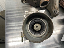 Load image into Gallery viewer, TRANSFER CASE RX350 RX350L Highlander Sienna Venza 2010-2019 - NW535591