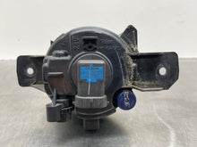 Load image into Gallery viewer, Park Lamp Light ROGUE SPORT 2019 - NW541547