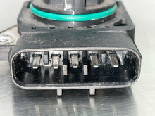 Load image into Gallery viewer, Mass Air Flow Sensor Meter MAF LR2 LR3 Range Rover Range 05-12 - NW359814