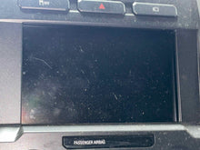 Load image into Gallery viewer, Info-Gps Screen FORD F350SD PICKUP 2017 - NW535342
