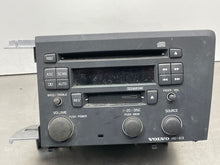 Load image into Gallery viewer, RADIO Volvo S60 V70 2001 01 2002 02 2003 03 04 05 AM/FM - NW360734