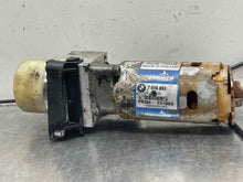 Load image into Gallery viewer, CONVERTIBLE TOP MOTOR BMW Z4 03 04 05 06 07 08 - NW551033