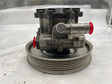 Load image into Gallery viewer, POWER STEERING PUMP Volkswagen Passat 2004 04 2005 05 2.8L - NW164194