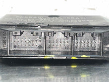 Load image into Gallery viewer, Computer 2006 - NW548285
