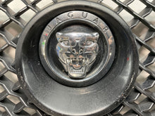 Load image into Gallery viewer, Grille Jaguar XF 2011 - NW362567