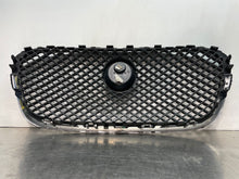 Load image into Gallery viewer, Grille Jaguar XF 2011 - NW362567