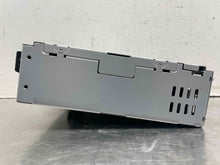 Load image into Gallery viewer, CD Player C30 C70 2009 09 2010 10 - NW551938