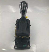 Load image into Gallery viewer, Floor Shifter VOLVO V60 2015 - NW363536