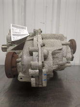 Load image into Gallery viewer, Transfer Case GRAND CHEROKEE 2017 - NW555801