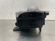 Load image into Gallery viewer, Temperature Controls Hyundai Santa Fe 2019 - NW555187