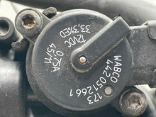 Load image into Gallery viewer, AIR RIDE COMPRESSOR E350 E550 E250D E400 CLS550 CLS63 E300 E63 10-14 - NW536000