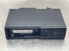 Load image into Gallery viewer, CD CHANGER C240 C320 C230 2001 01 2002 02 03 04 05 06 - NW364642