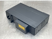 Load image into Gallery viewer, CD CHANGER C240 C320 C230 2001 01 2002 02 03 04 05 06 - NW364642