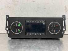 Load image into Gallery viewer, REAR TEMPERATURE CONTROLS Silverado 1500 Pickup Silverado 07-09 - NW564024