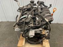 Load image into Gallery viewer, ENGINE Volkswagen Beetle Jetta Rabbit golf 05 06 07 08 09 10 11 2.5L - NW331740