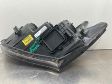 Load image into Gallery viewer, HEADLIGHT LAMP ASSEMBLY Hyundai Santa Fe 2013 13 2014 14 Right - NW536772