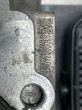 Load image into Gallery viewer, ABS ANTI-LOCK BRAKE PUMP Nissan Pathfinder 2013 13 2014 14 - NW363886