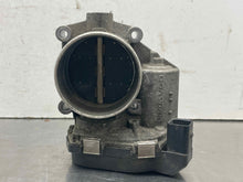 Load image into Gallery viewer, THROTTLE BODY 550i 550i Gt 650i 750 HYBRID 750i 750il Active 7 08-15 - NW576892