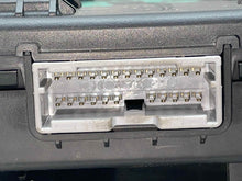 Load image into Gallery viewer, Computer Hyundai Santa Fe 2014 - NW537110