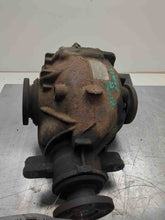 Load image into Gallery viewer, CARRIER ASSEMBLY BMW 325Xi 330Xi 01 02 03 Rear Auto - NW537254