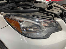 Load image into Gallery viewer, Headlight Lamp Assembly MERCEDES E-CLASS 2014 - NW537765
