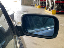 Load image into Gallery viewer, SIDE VIEW MIRROR BMW 320i 325i 328i 1999 99 - 05 Right - NW539707