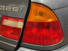 Load image into Gallery viewer, OUTER TAIL LIGHT LAMP BMW 323i 323ic 325ci 325i 2000-2005 Right - NW539560