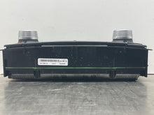Load image into Gallery viewer, Temperature Controls Volkswagen Touareg 2016 - NW365613