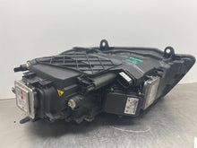 Load image into Gallery viewer, Headlight Lamp Assembly Volkswagen Touareg 2016 - NW365626