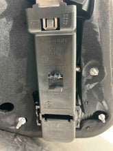 Load image into Gallery viewer, Tail Lamp Light MERCEDES C-CLASS 2005 - NW539687