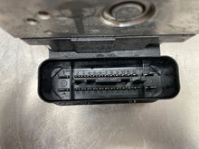 Load image into Gallery viewer, ABS Pump Nissan Murano 2011 - NW365043