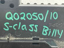 Load image into Gallery viewer, Fuse Box Mercedes-Benz SL500 2010 - NW247583