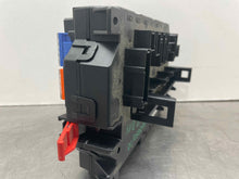 Load image into Gallery viewer, Fuse Box Mercedes-Benz SL500 2010 - NW247583