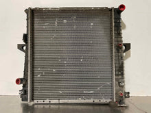 Load image into Gallery viewer, Radiator Ford Explorer 2002 - NW131664