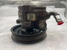 Load image into Gallery viewer, Power Steering Pump MOUNTAINEER 2004 - NW162880