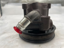 Load image into Gallery viewer, Power Steering Pump MOUNTAINEER 2004 - NW162880