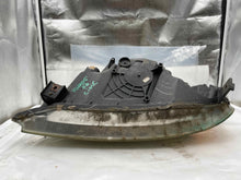 Load image into Gallery viewer, HEADLIGHT LAMP ASSEMBLY Honda Civic 2001 01 2002 02 2003 03 Right - NW368247