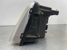 Load image into Gallery viewer, HEADLIGHT LAMP ASSEMBLY Envoy Envoy XL Envoy XUV 2002-2009 Right - NW368239